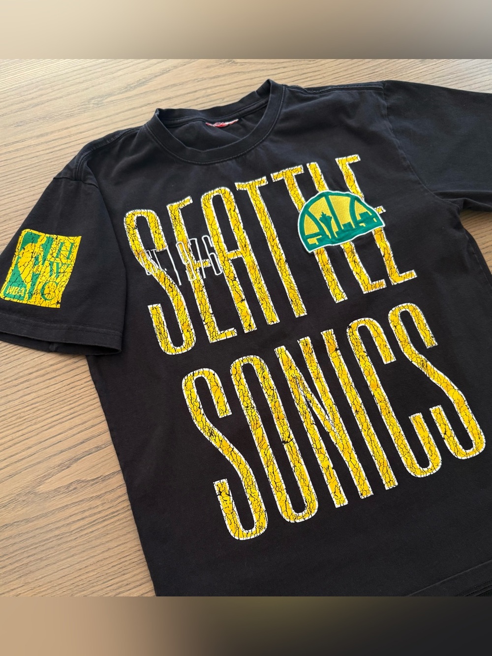 Mitchell & Ness Seattle SuperSonics Hardwood Classics T-Shirt Men’s Medium